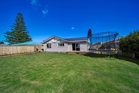 Photo of property in 38 Murray Avenue, Hawera, 4610