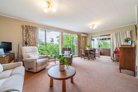 Photo of property in 7 Roband Crescent, Brown Owl, Upper Hutt, 5018
