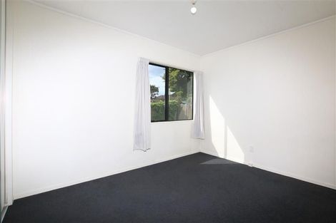 Photo of property in 1/107 Santiago Crescent, Unsworth Heights, Auckland, 0632