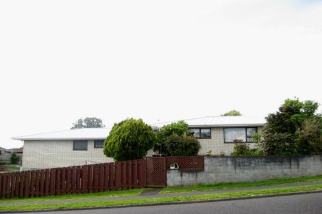 Photo of property in 31 Branch Road, Highlands Park, New Plymouth, 4312