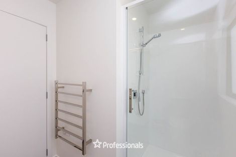 Photo of property in 3/104 Martin Street, Wallaceville, Upper Hutt, 5018