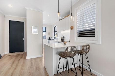 Photo of property in 26 Marine Parade, Hobsonville, Auckland, 0616