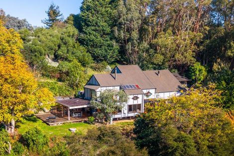Photo of property in 235 No 2 Line, Okoia, Whanganui, 4572