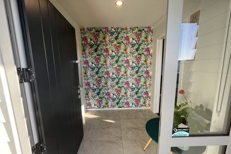 Photo of property in 17 Story Street, Foxton Beach, Foxton, 4815