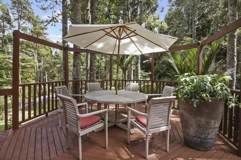 Photo of property in 15 Tainui Road, Titirangi, Auckland, 0604