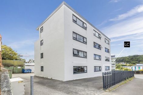Photo of property in 52u3 Russell Terrace, Berhampore, Wellington, 6023