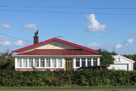 Photo of property in 10 Russell Road, Manurewa, Auckland, 2102