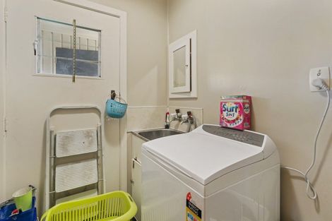 Photo of property in 76 Scott Street, Strathern, Invercargill, 9812