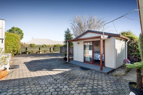 Photo of property in 162a Avonhead Road, Avonhead, Christchurch, 8042