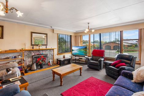 Photo of property in 21 Stuart Street, Holmes Hill, Oamaru, 9401