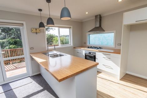 Photo of property in 147 Helston Road, Paparangi, Wellington, 6037