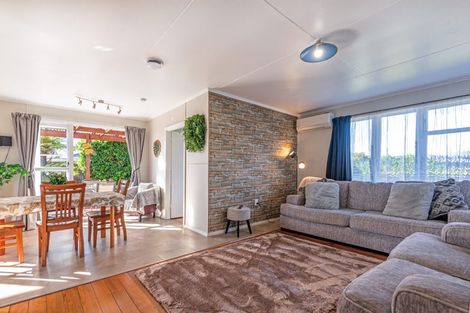 Photo of property in 3 Glasgow Street, Takaro, Palmerston North, 4412