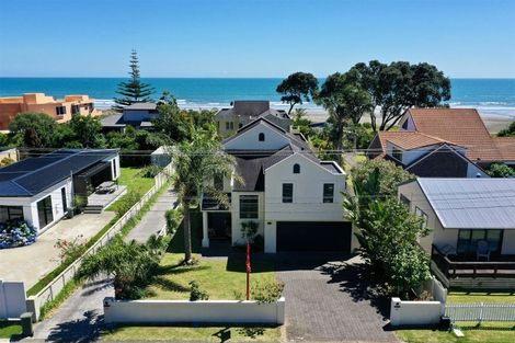 Photo of property in 53 Pohutukawa Avenue, Ohope, 3121