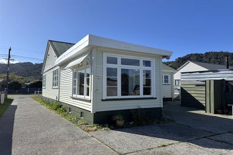 Photo of property in 58 Monro Street, Cobden, Greymouth, 7802