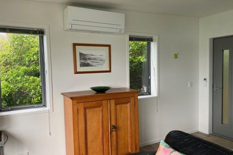 Photo of property in 23 Signallers Grove, Strathmore Park, Wellington, 6022