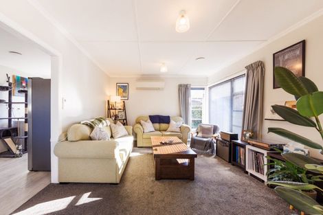 Photo of property in 4 Milton Street, Roslyn, Palmerston North, 4414