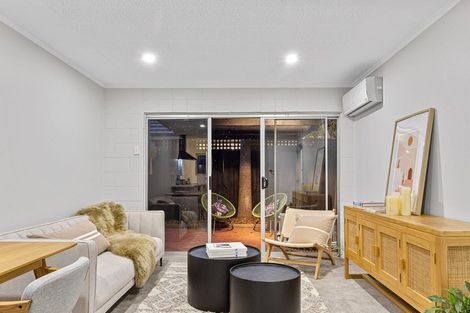 Photo of property in 1/106 Charles Street, Waltham, Christchurch, 8011