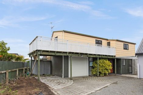 Photo of property in 2/2 Heretaunga Street East, Parkvale, Hastings, 4122