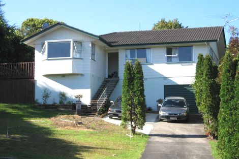 Photo of property in 9 Cottam Grove, Northcross, Auckland, 0632