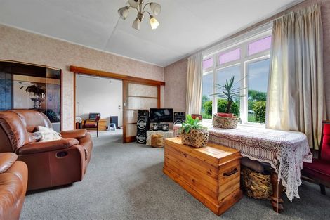 Photo of property in 22 Hunter Street, Hawera, 4610