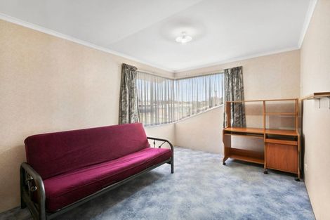 Photo of property in 5 Nobs Line, Strandon, New Plymouth, 4312