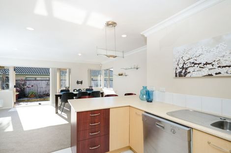 Photo of property in 34 Jadewynn Drive, Massey, Auckland, 0614