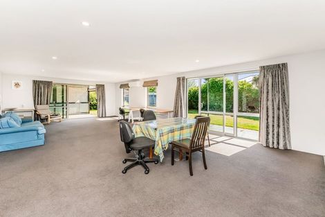 Photo of property in 5 Marble Court, Rolleston, 7614
