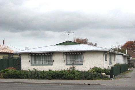 Photo of property in 130 Main Road North, Papanui, Christchurch, 8052