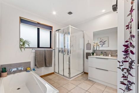 Photo of property in 10 Kate Edger Place, Stoke, Nelson, 7011