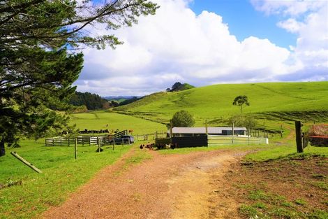 Photo of property in 533 Pataua South Road, Pataua South, Onerahi, 0192
