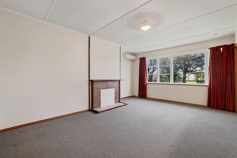 Photo of property in 13 Pitcairn Crescent, Bryndwr, Christchurch, 8053