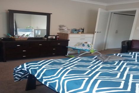 Photo of property in 19u5 Collins Avenue, Tawa, Wellington, 5028