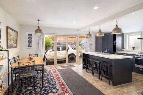 Photo of property in 16 Lees Road, Strowan, Christchurch, 8052