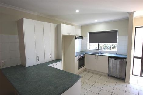 Photo of property in 86d Naylors Drive, Mangere, Auckland, 2022