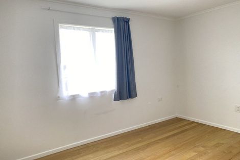 Photo of property in 100 Triangle Road, Massey, Auckland, 0614
