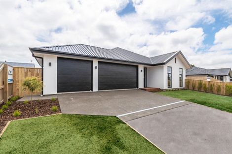 Photo of property in 48 Suffolk Drive, Kirwee, 7571
