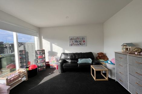 Photo of property in 6 Hoiho Road, Pukekohe, 2120