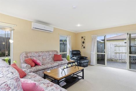 Photo of property in 14 Beachwater Drive, Papamoa Beach, Papamoa, 3118