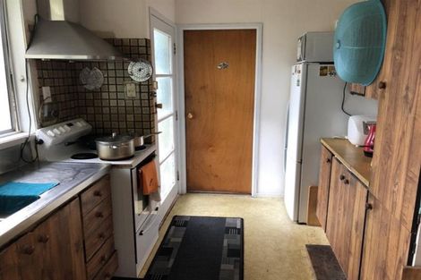 Photo of property in 2/142 Cascades Road, Pakuranga Heights, Auckland, 2010