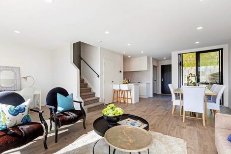 Photo of property in 76 Arran Point Parade, Orewa, 0931