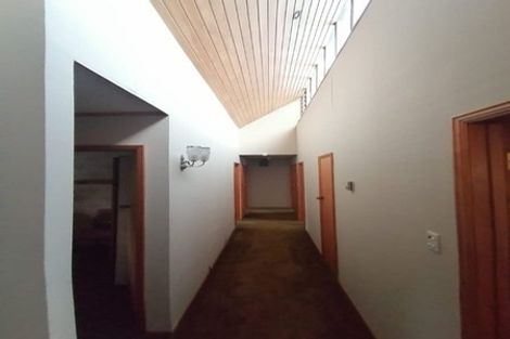 Photo of property in 118 Pupuke Road, Hillcrest, Auckland, 0627