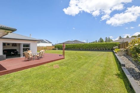 Photo of property in 22 Mercade Close, Stratford, 4332