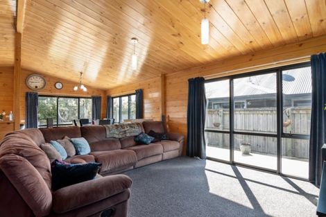 Photo of property in 18 Curtis Street, Stoke, Nelson, 7011