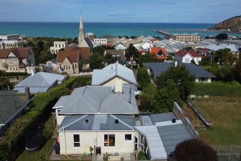 Photo of property in 10a Wharfe Street, South Hill, Oamaru, 9400