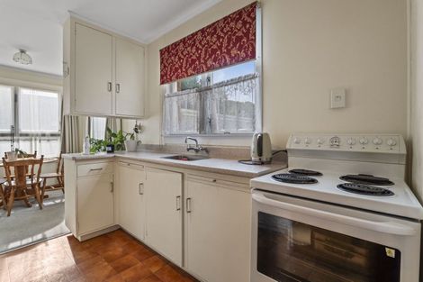 Photo of property in 2/87 Brougham Street, New Plymouth, 4310