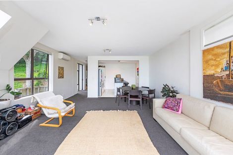 Photo of property in 75a Maida Vale Road, Roseneath, Wellington, 6011