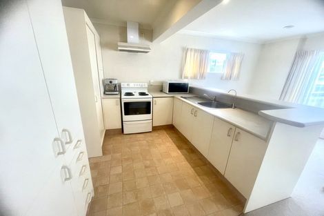 Photo of property in 4/28 Third Avenue, Tauranga, 3110