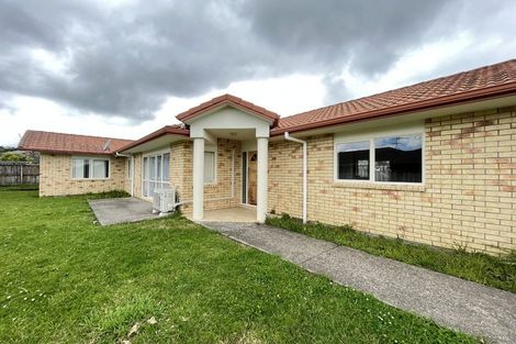 Photo of property in 52 Milson Drive, Papakura, 2110