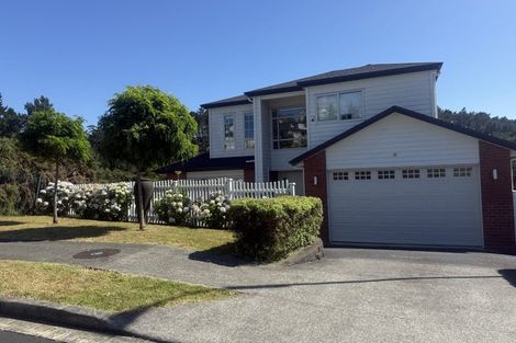 Photo of property in 28 Golden Morning Drive, Albany Heights, Auckland, 0632