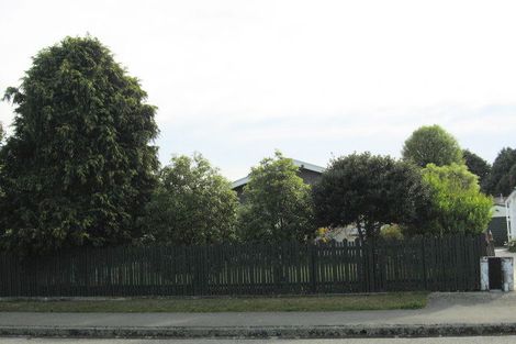 Photo of property in 130 Middlepark Road, Sockburn, Christchurch, 8042